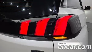 Peugeot 5008, 2021 — миниатюра 9