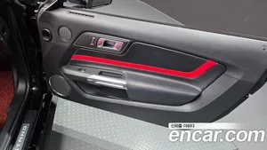 Ford Mustang, 2020 — миниатюра 13