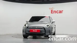 Mini Cooper, 2022 — миниатюра 2