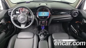 Mini Cooper, 2022 — миниатюра 9