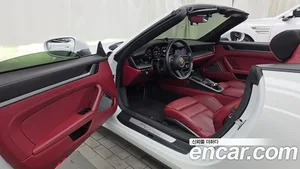 Porsche 911, 2021 — миниатюра 13