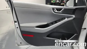 Hyundai Ioniq, 2018 — миниатюра 14