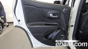 Jeep Renegade, 2021 — миниатюра 15