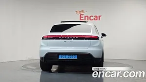 Porsche Macan, 2025 — миниатюра 4