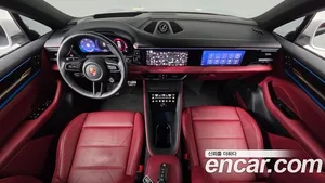Porsche Macan, 2025 — миниатюра 10