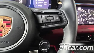 Porsche Macan, 2025 — миниатюра 23