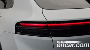 Porsche Macan, 2025 — миниатюра 9