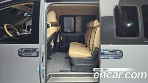 Hyundai Staria, 2025 — миниатюра 11