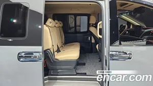 Hyundai Staria, 2025 — миниатюра 12