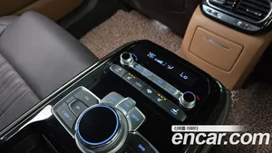 Genesis G90, 2019 — миниатюра 16