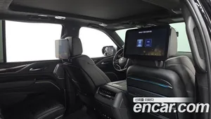Cadillac Escalade, 2023 — миниатюра 28