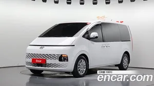 Hyundai Staria, 2023 — миниатюра 1