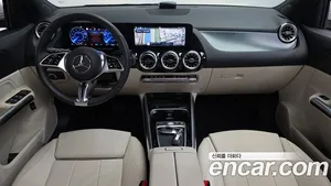 Mercedes-Benz EQA, 2025 — миниатюра 10