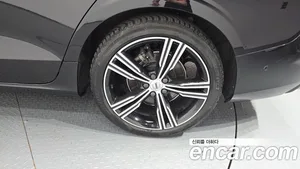 Volvo S60, 2019 — миниатюра 6