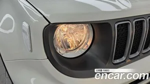 Jeep Renegade, 2022 — миниатюра 8