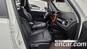 Jeep Renegade, 2022 — миниатюра 16