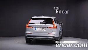 Volvo V60, 2023 — миниатюра 4