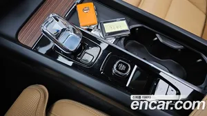 Volvo V60, 2023 — миниатюра 9