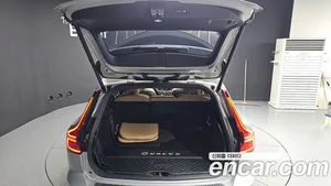 Volvo V60, 2023 — миниатюра 20