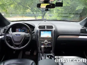 Ford Explorer, 2018 — миниатюра 5