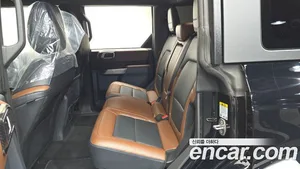 Ford Bronco, 2023 — миниатюра 17