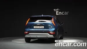 Kia Niro, 2023 — миниатюра 4