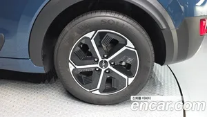 Kia Niro, 2023 — миниатюра 7