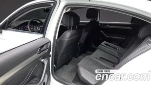 Volkswagen Passat, 2021 — миниатюра 17