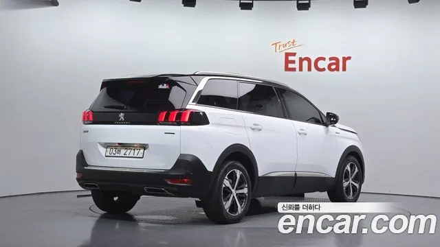 Peugeot 5008, 2019 — фото автомобиля из Кореи