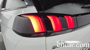 Peugeot 5008, 2019 — миниатюра 8