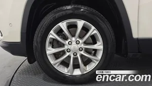 Jeep Cherokee, 2018 — миниатюра 5