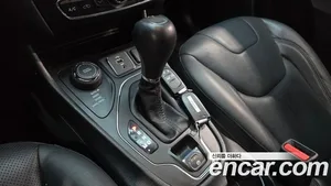 Jeep Cherokee, 2018 — миниатюра 12