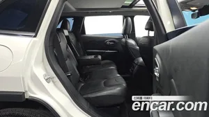 Jeep Cherokee, 2018 — миниатюра 18