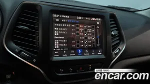 Jeep Cherokee, 2018 — миниатюра 22
