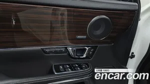 Jaguar XJ, 2016 — миниатюра 27