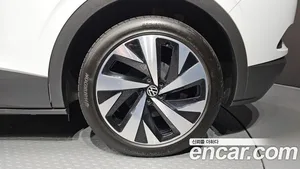 Volkswagen ID.4, 2023 — миниатюра 6