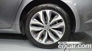 Renault SM6, 2016 — миниатюра 5