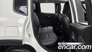 Jeep Renegade, 2021 — миниатюра 12