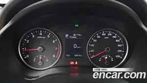 Kia Stonic, 2019 — миниатюра 10