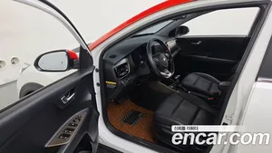 Kia Stonic, 2019 — миниатюра 12
