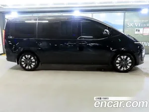 Hyundai Staria, 2023 — миниатюра 3