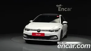 Volkswagen Golf, 2023 — миниатюра 3