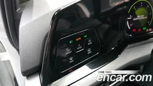 Volkswagen Golf, 2023 — миниатюра 18