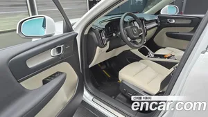 Volvo XC40, 2022 — миниатюра 13