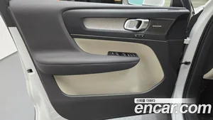 Volvo XC40, 2022 — миниатюра 14