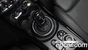 Mini Clubman, 2023 — миниатюра 12