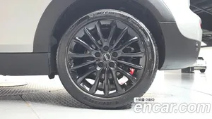 Mini Clubman, 2023 — миниатюра 7