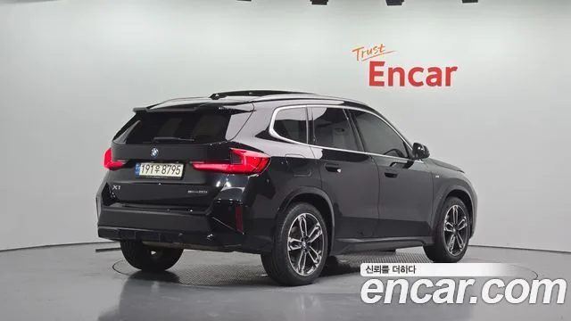 BMW X1, 2023 — фото автомобиля из Кореи
