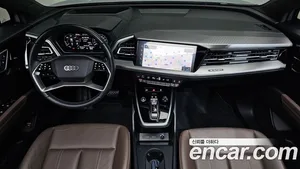 Audi Q4 e-tron, 2022 — миниатюра 9