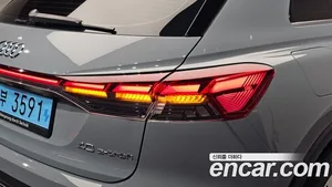 Audi Q4 e-tron, 2022 — миниатюра 8